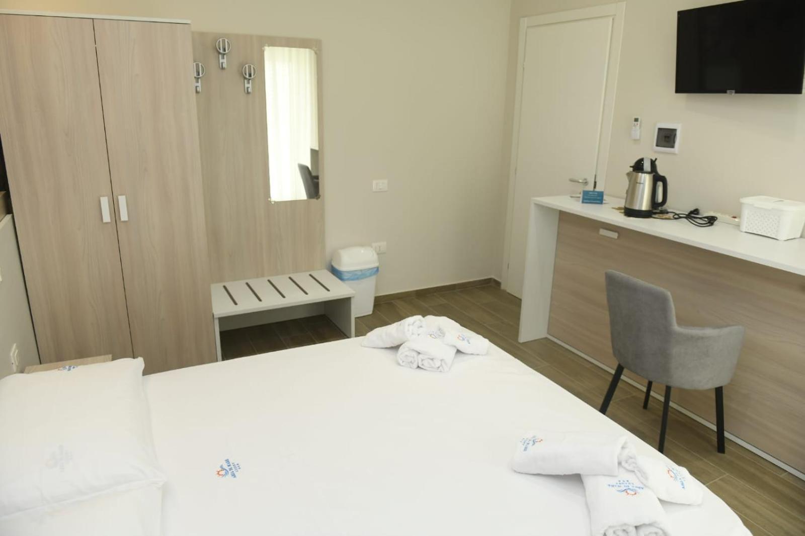 Aria Di Mare Luxury B&B Marina di Schiavonea Esterno foto