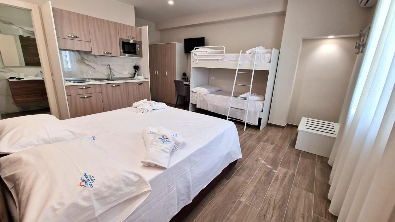 Aria Di Mare Luxury B&B Marina di Schiavonea Esterno foto