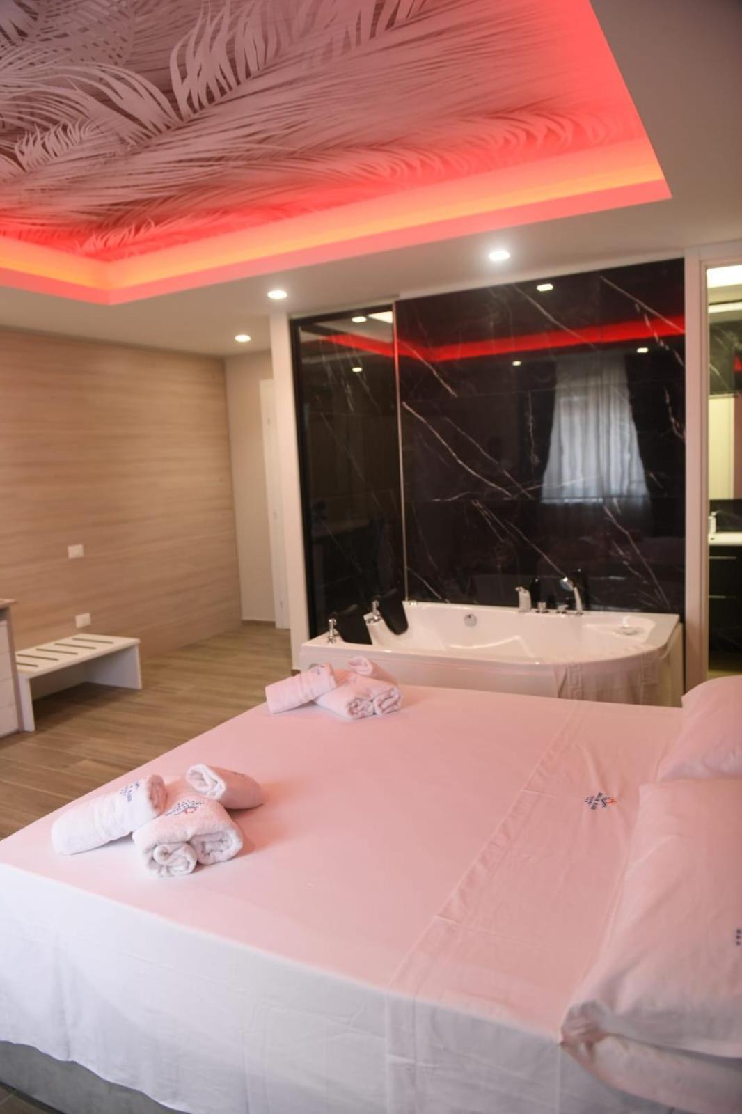 Aria Di Mare Luxury B&B Marina di Schiavonea Esterno foto